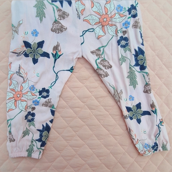 Jessica Simpson floral romper / jumpsuit for toddler girl, size 3T - Picture 4 of 7